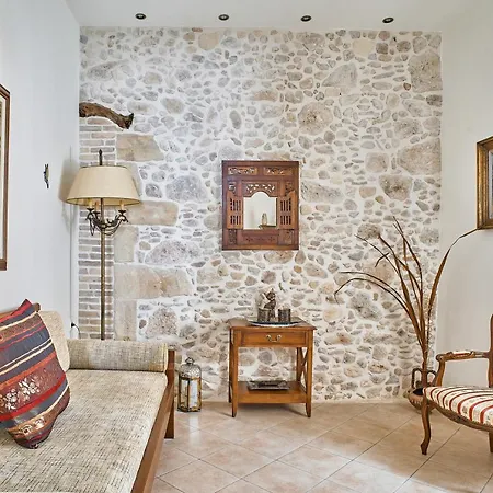 Apartament Ekavi *